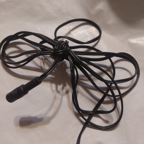 PowerLine Universal AC Adapter - Picture 5 of 7